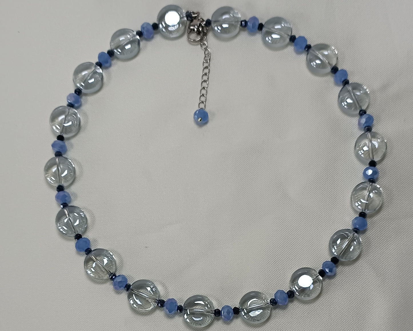 Melted ice necklace
