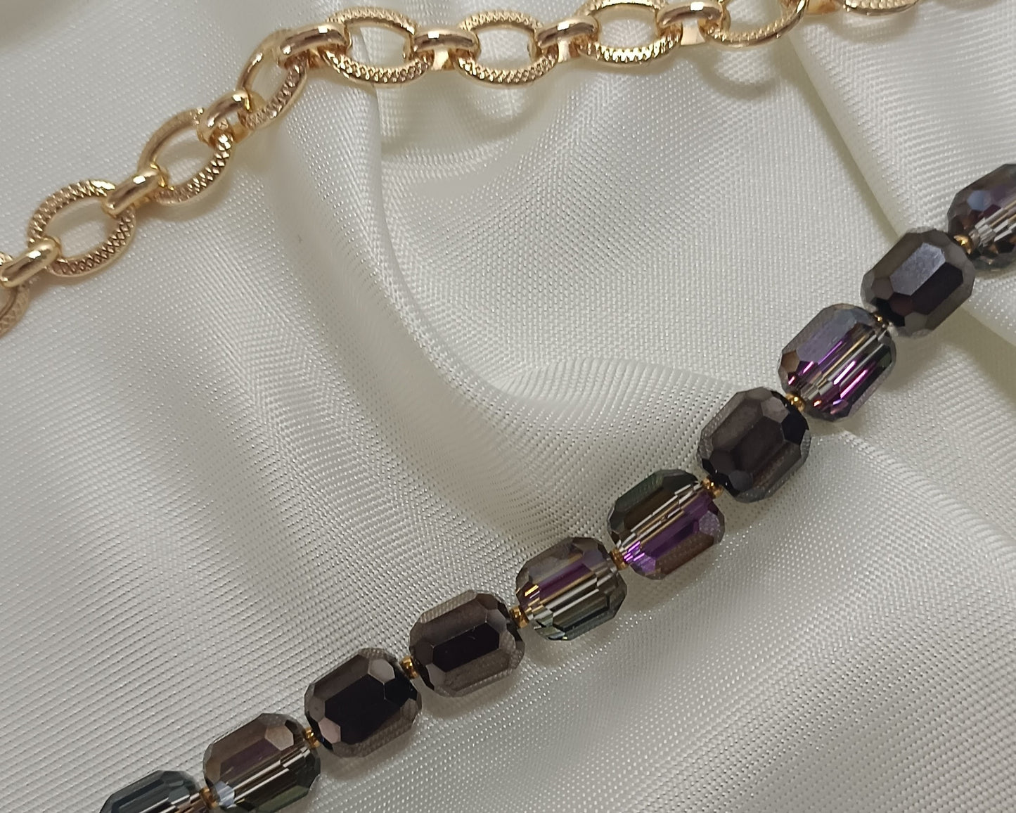 Collier asymétrique