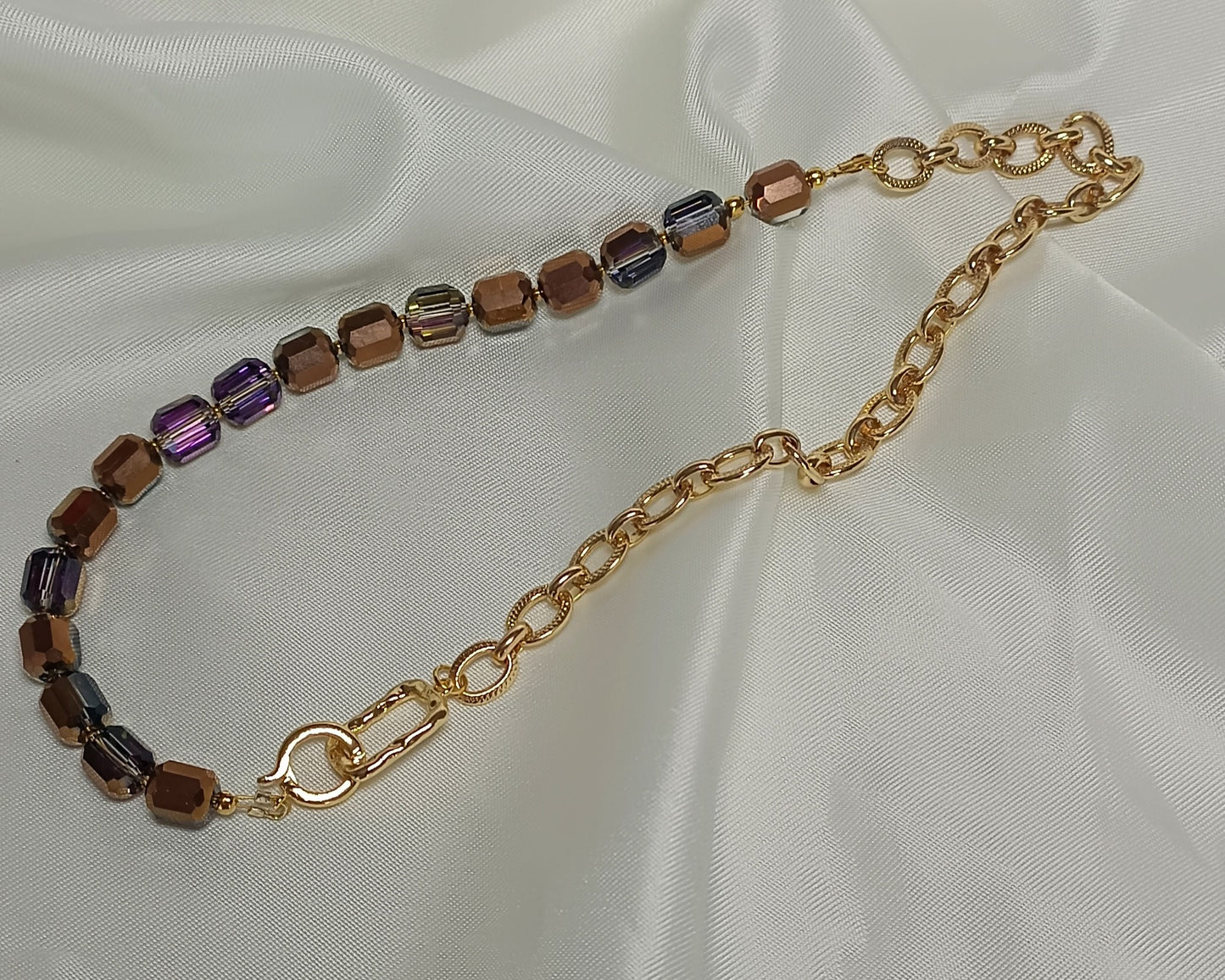 Collier asymétrique