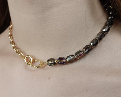 Asymmetrical necklace